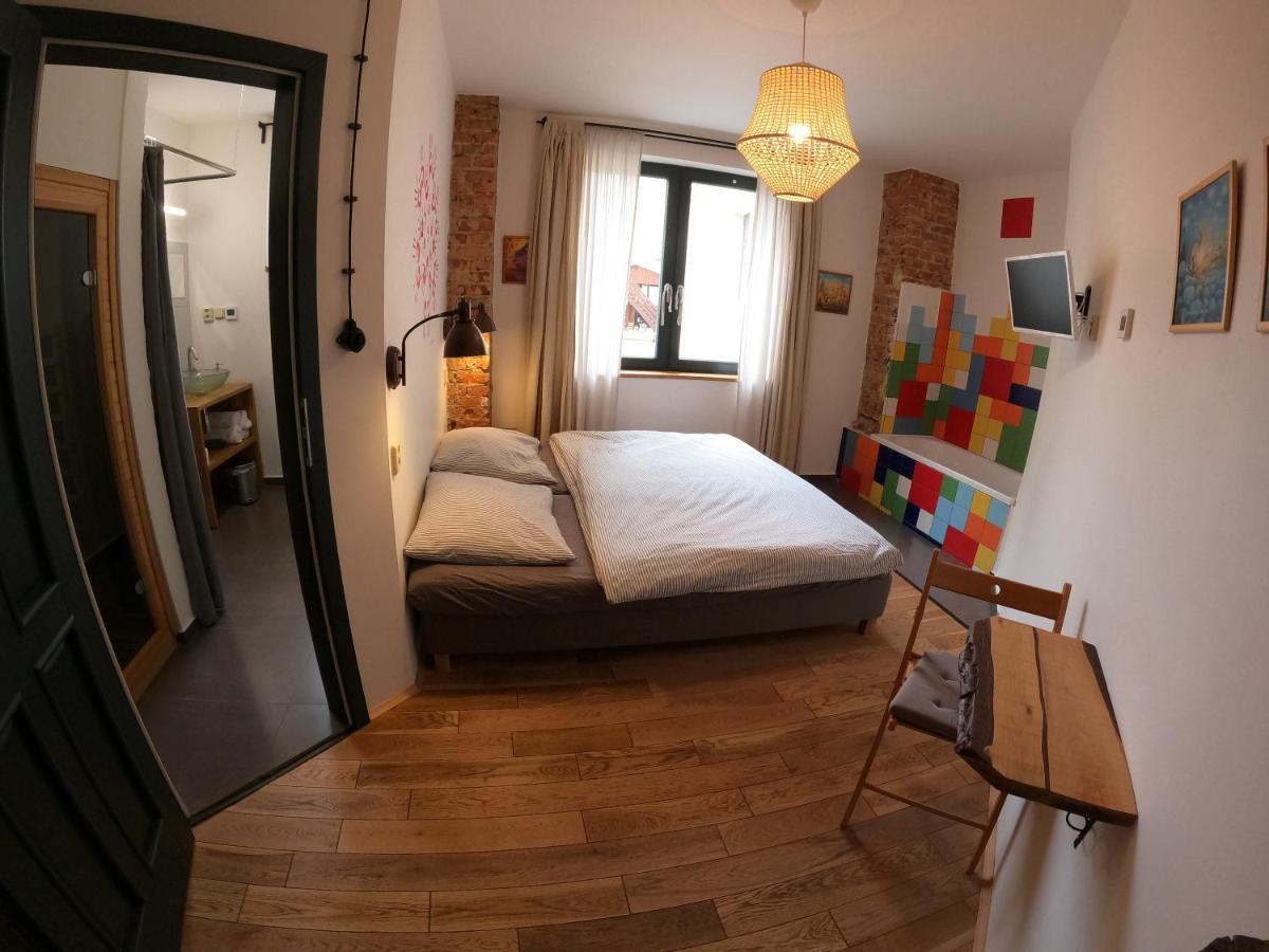 Gusto Hotel Кърнов Екстериор снимка