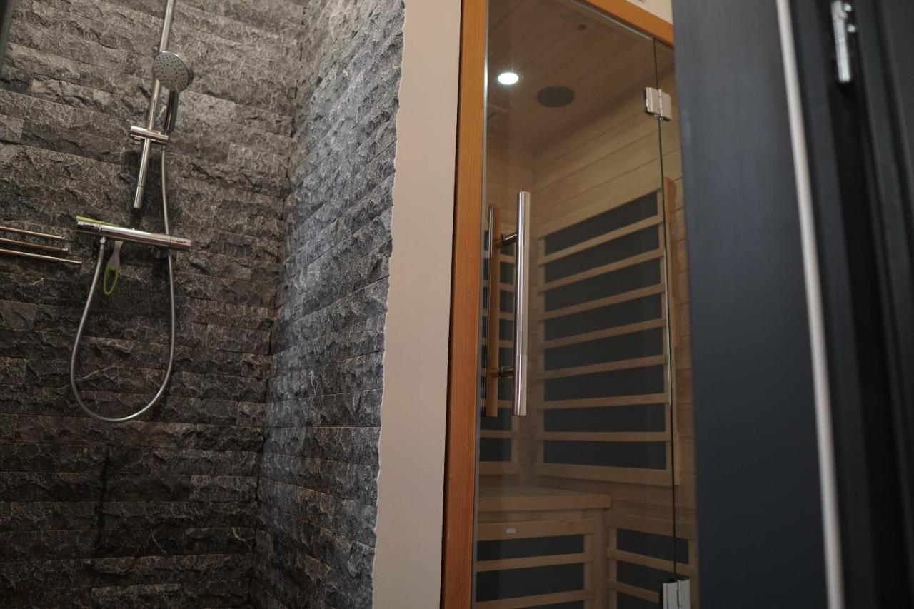 Gusto Hotel Кърнов Екстериор снимка